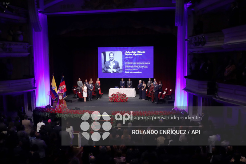 SESION SOLEMNE DEL MUNICIPIO DE QUITO