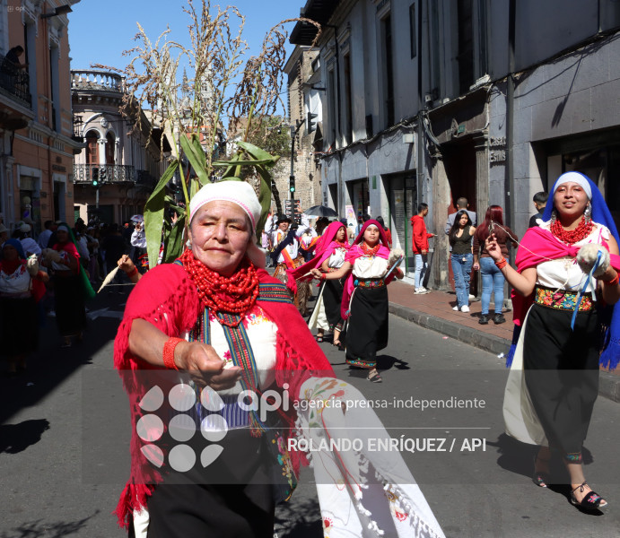 DESFILE FIESTAS DE FUNDACION DE QUITO