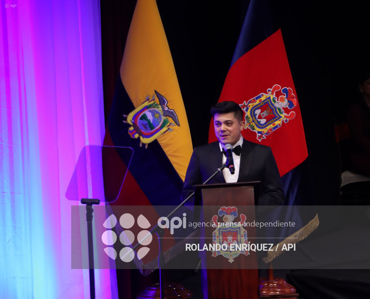 SESION SOLEMNE DEL MUNICIPIO DE QUITO