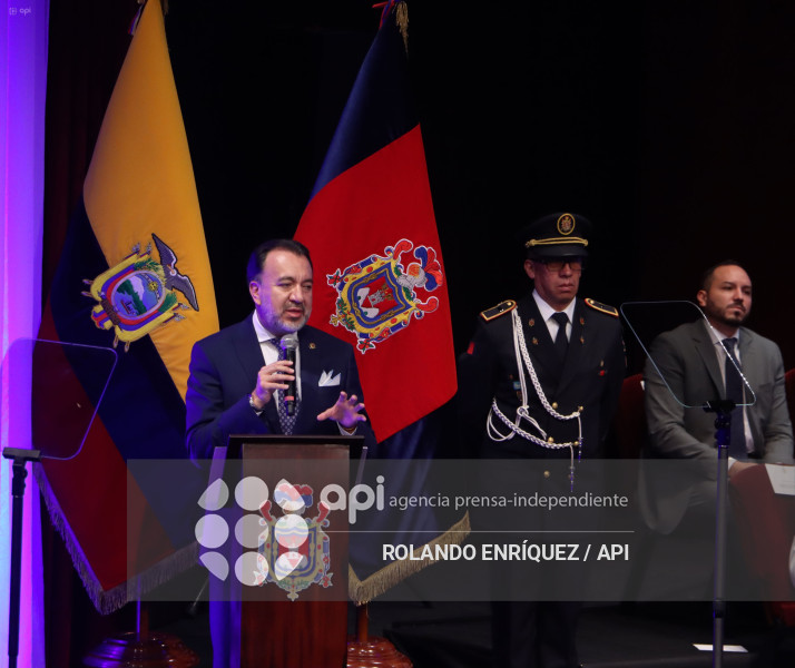 SESION SOLEMNE DEL MUNICIPIO DE QUITO