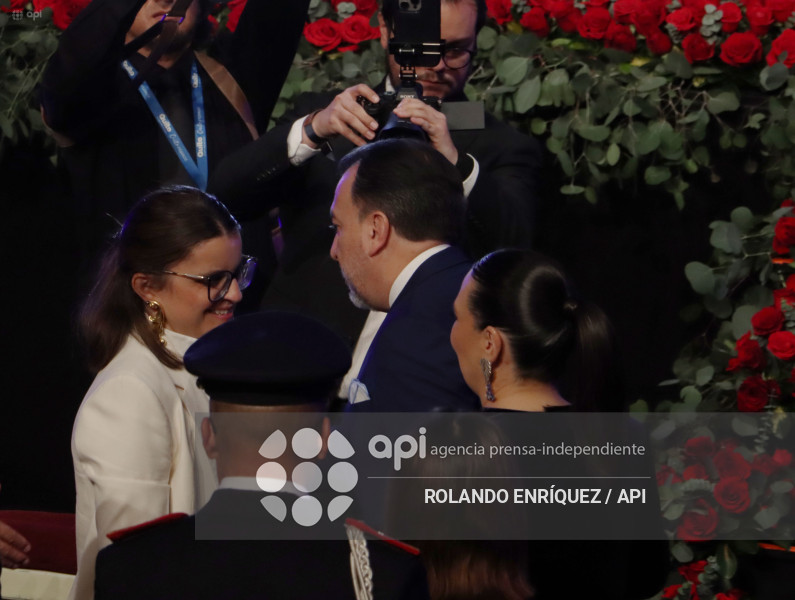 SESION SOLEMNE DEL MUNICIPIO DE QUITO