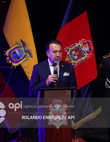 SESION SOLEMNE DEL MUNICIPIO DE QUITO