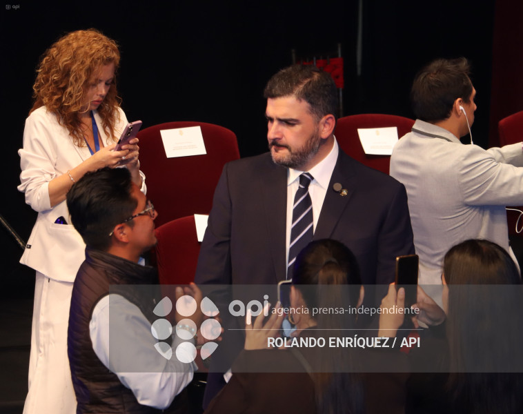 SESION SOLEMNE DEL MUNICIPIO DE QUITO