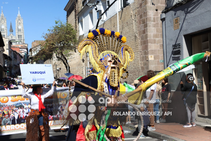 DESFILE FIESTAS DE FUNDACION DE QUITO