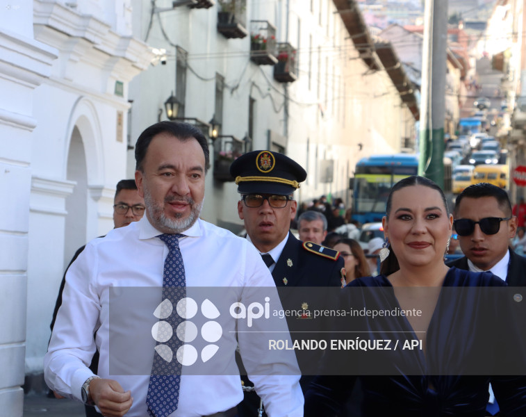 SESION SOLEMNE DEL MUNICIPIO DE QUITO