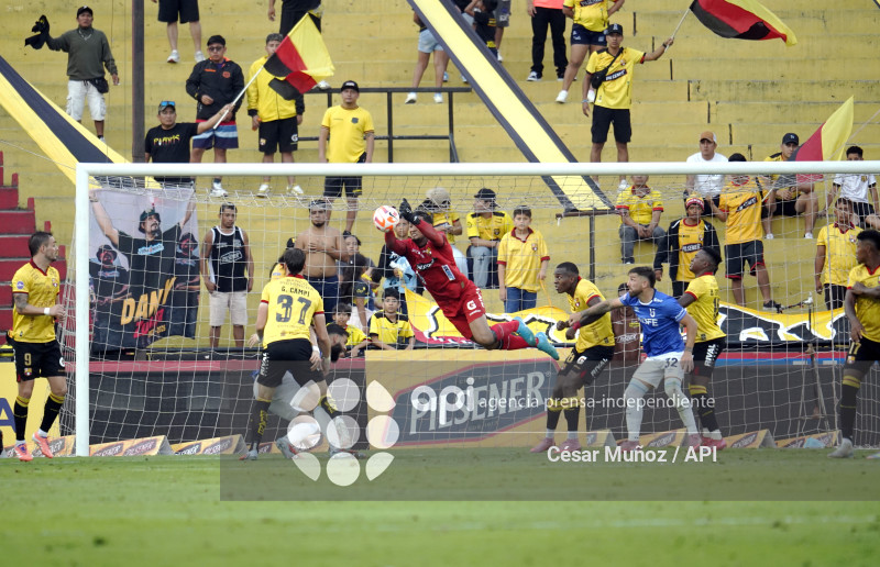 FBL-LIGAECUABET-BARCELONA-CATOLICA