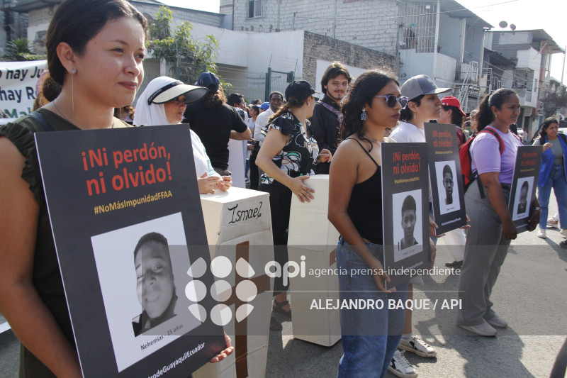 GYE-LOS 4 DE LAS MALVINAS