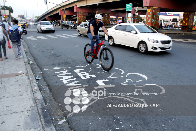 GYE-LOS 4 DE LAS MALVINAS