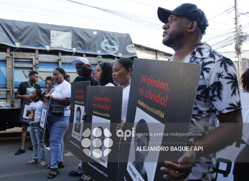 GYE-LOS 4 DE LAS MALVINAS