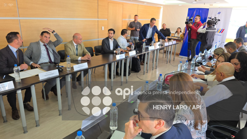 REUNION FIJACION SALARIO BASICO