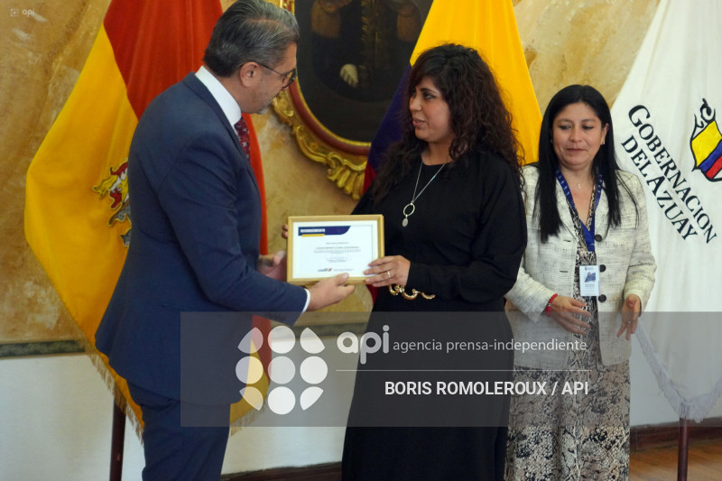 CUENCA-RECONOCIMIENTO A 15 EMPRESAS-ARCSA