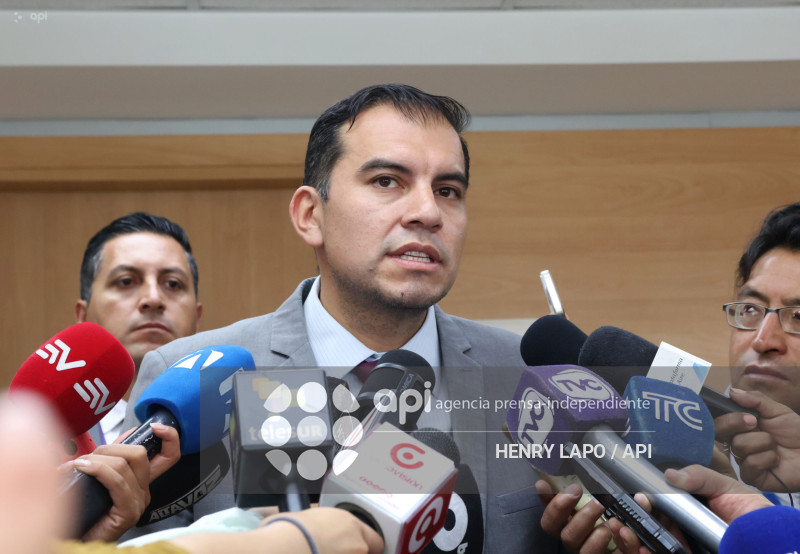 REUNION FIJACION SALARIO BASICO