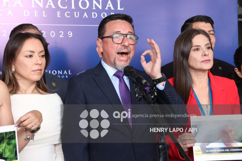 BANCADA ADN CASO CHEVRON