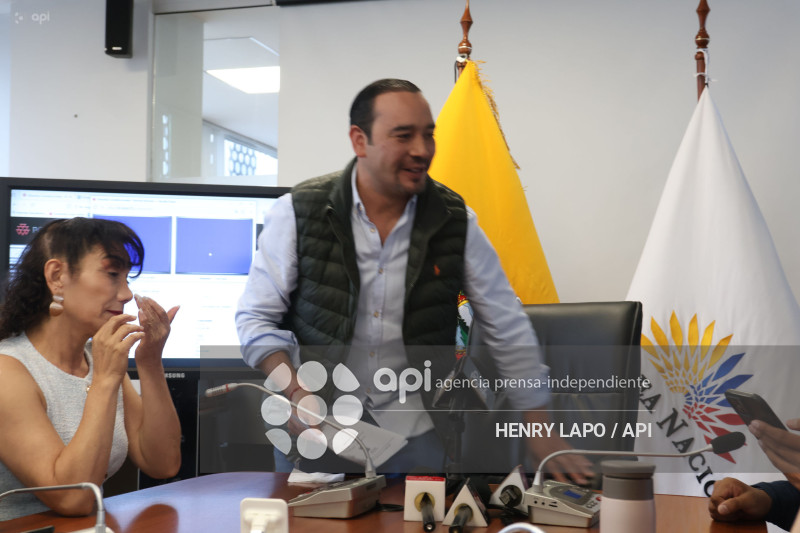 CONTRADICIONES CASO PORCHE