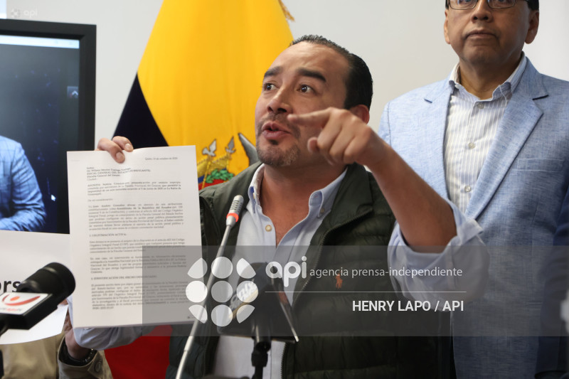 CONTRADICIONES CASO PORCHE