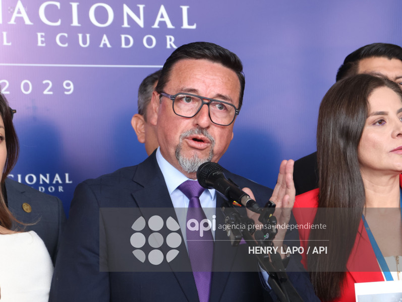 BANCADA ADN CASO CHEVRON