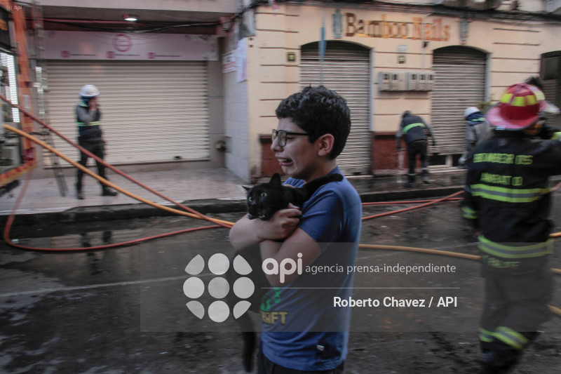 INCENDIO CASA PATRIMONIAL AMBATO