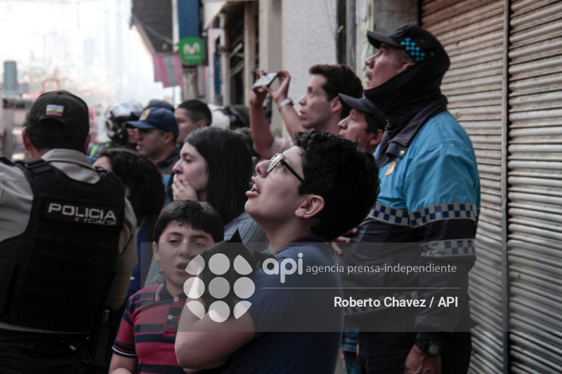 INCENDIO CASA PATRIMONIAL AMBATO