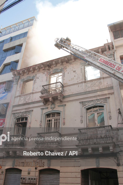 INCENDIO CASA PATRIMONIAL AMBATO