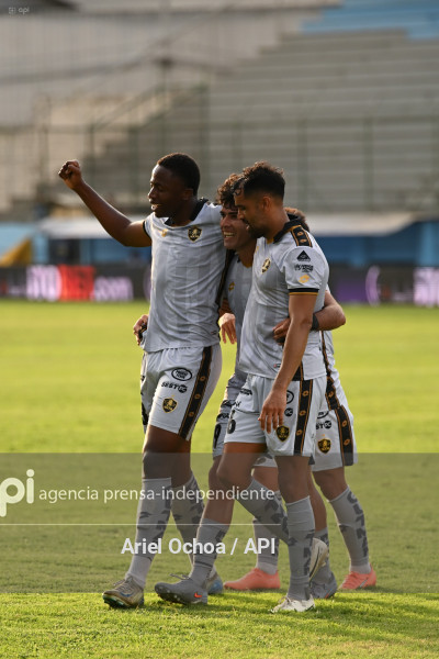 FBL-LIGA ECUABET-DELFIN-AUCAS