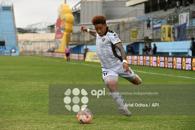 FBL-LIGA ECUABET-DELFIN-AUCAS