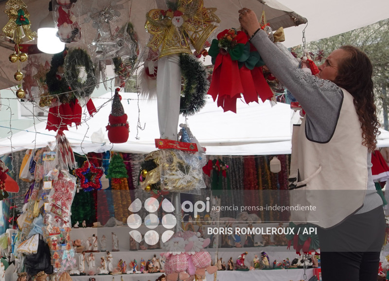 CUENCA-COMERCIO NAVIDEÑO