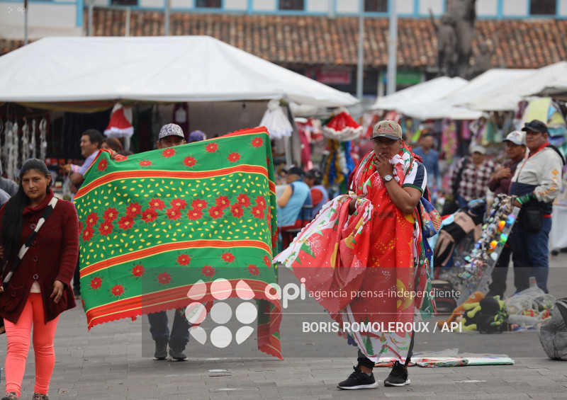 CUENCA-COMERCIO NAVIDEÑO