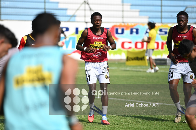 FBL-LIGA ECUABET-DELFIN-AUCAS