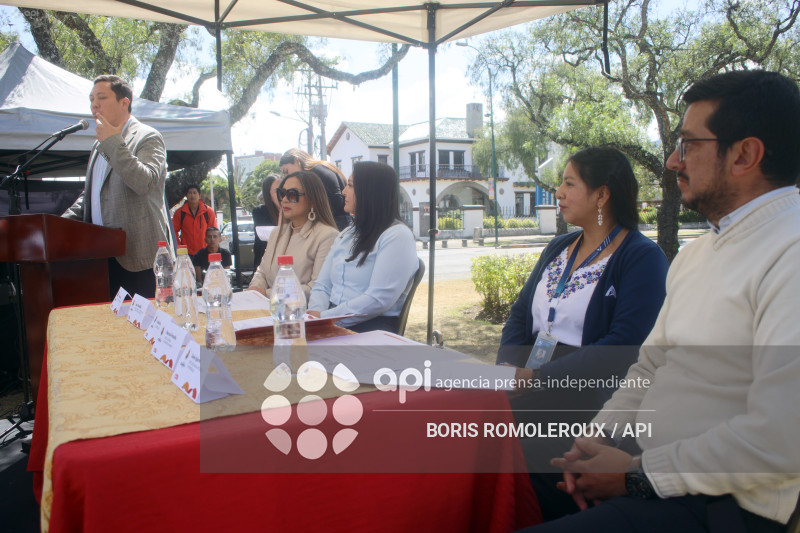 CUENCA-ENTREGA MANTENIMIENTO MONUMENTOS-AV SOLANO