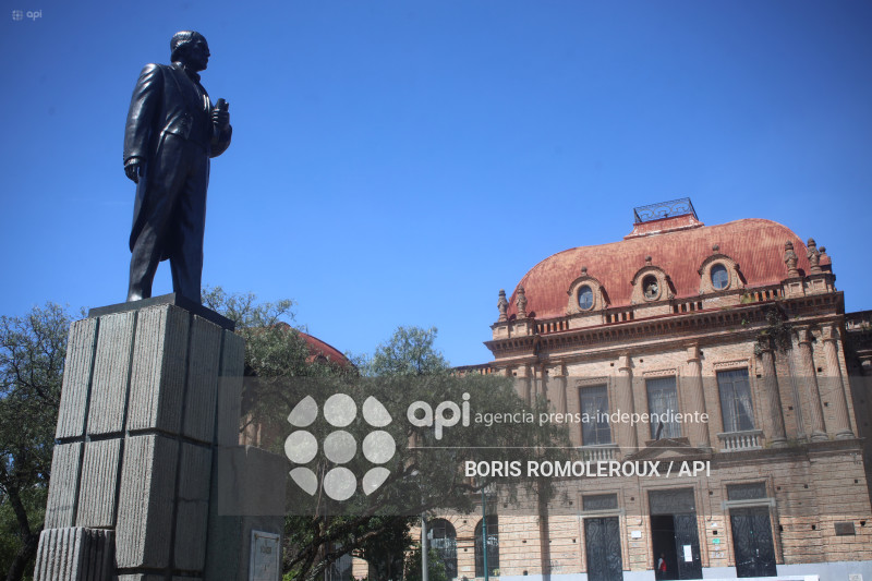 CUENCA-ENTREGA MANTENIMIENTO MONUMENTOS-AV SOLANO