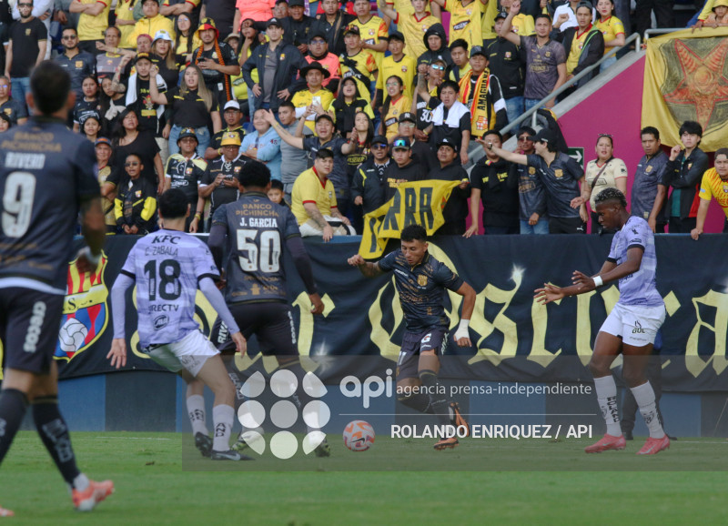 FBL LIGA ECUABET INDEPENDIENTE VALLE VS BARCELONA