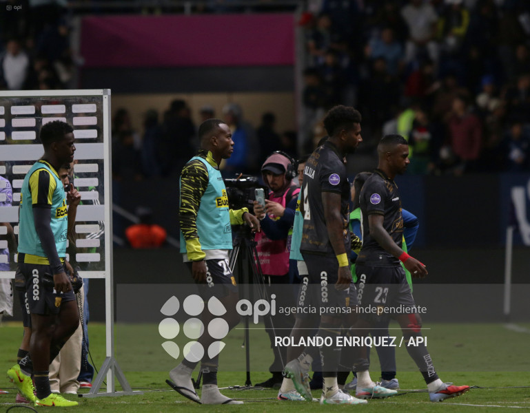 FBL LIGA ECUABET INDEPENDIENTE VALLE VS BARCELONA