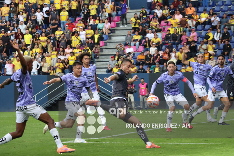 FBL LIGA ECUABET INDEPENDIENTE VALLE VS BARCELONA