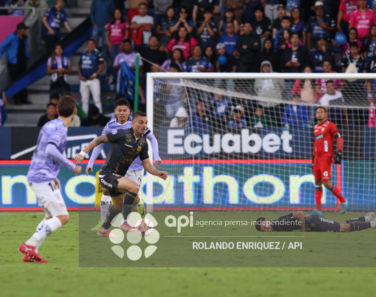 FBL LIGA ECUABET INDEPENDIENTE VALLE VS BARCELONA