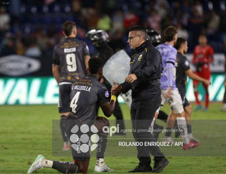 FBL LIGA ECUABET INDEPENDIENTE VALLE VS BARCELONA