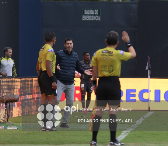 FBL LIGA ECUABET INDEPENDIENTE VALLE VS BARCELONA