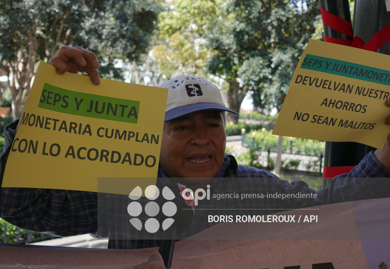 CUENCA-PLANTON PERJUDICADOS CREA