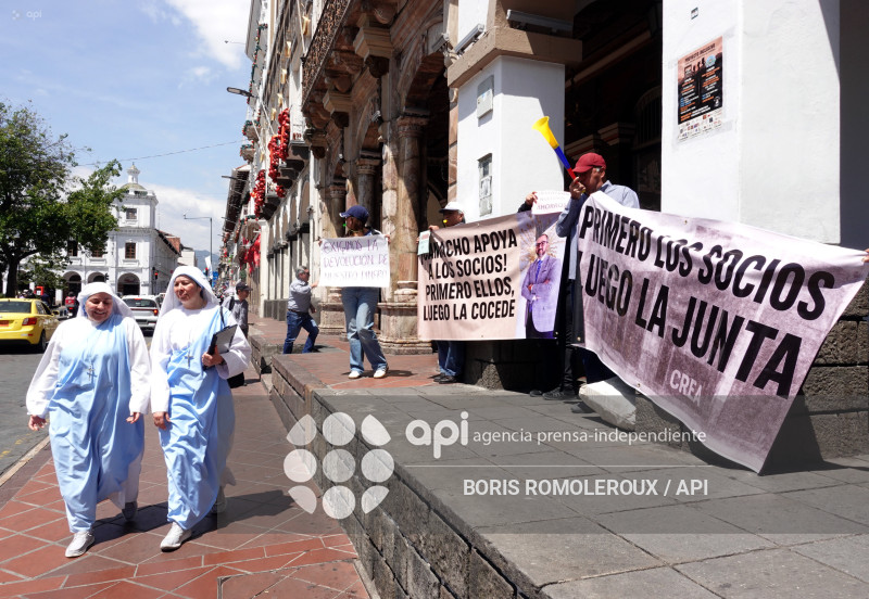 CUENCA-PLANTON PERJUDICADOS CREA