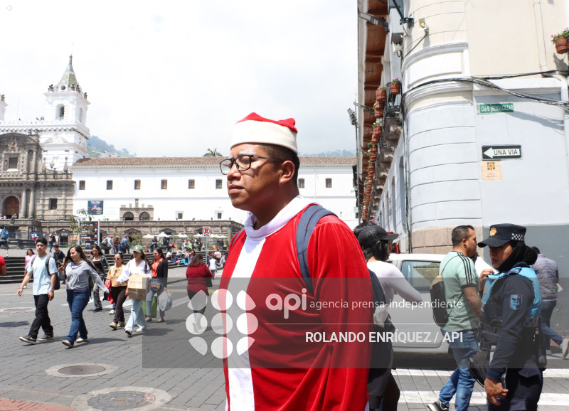 COMPRAS NAVIDENAS QUITO