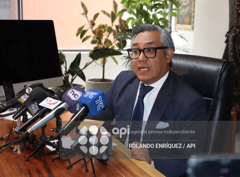 ABOGADO PAUL OCANA CASO MALVINAS