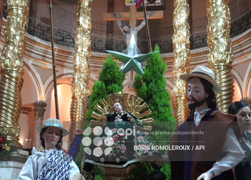 CUENCA-CAMBIO DE PADRINOS-NIÑO VIAJERO