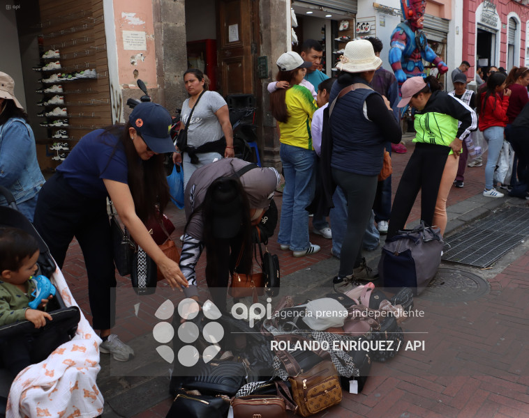 COMPRAS NAVIDENAS QUITO