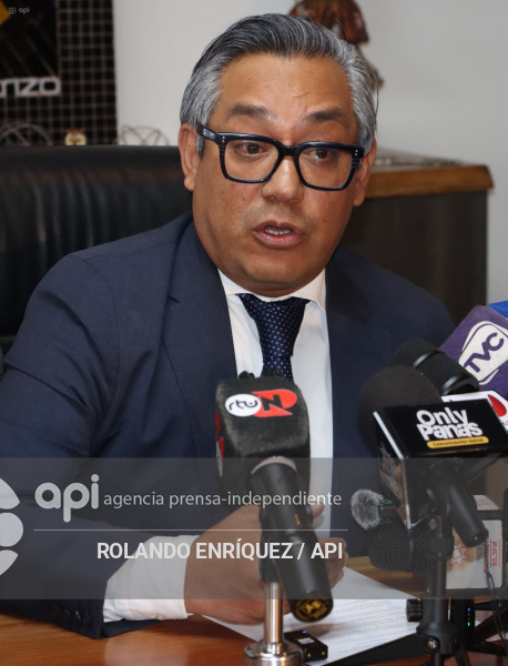 ABOGADO PAUL OCANA CASO MALVINAS