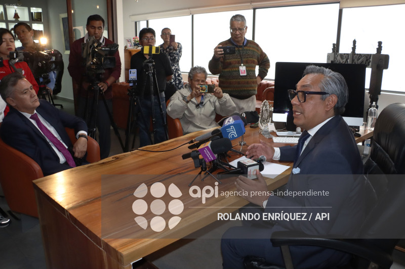 ABOGADO PAUL OCANA CASO MALVINAS