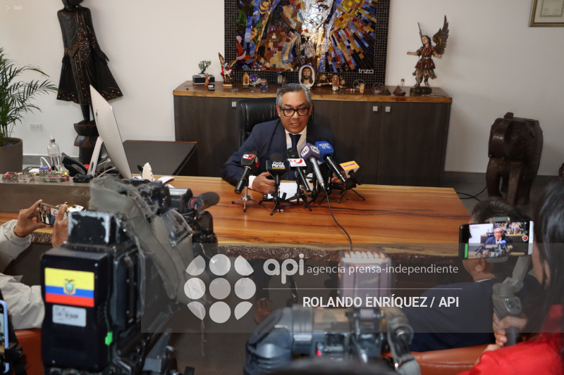 ABOGADO PAUL OCANA CASO MALVINAS