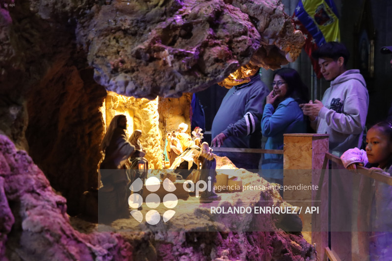 PESEBRE MAS GRANDE DE SUDAMERICA BELEN ENCANTADO