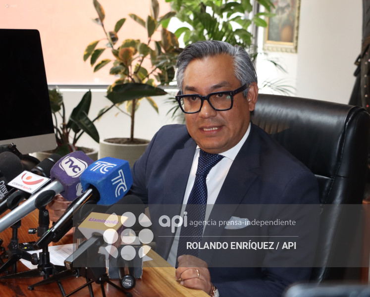 ABOGADO PAUL OCANA CASO MALVINAS