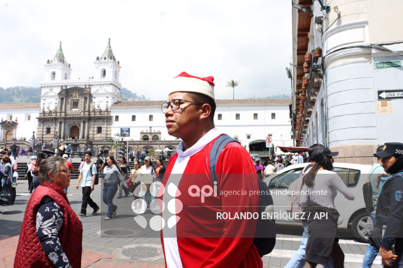 COMPRAS NAVIDENAS QUITO