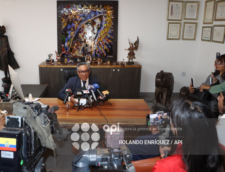 ABOGADO PAUL OCANA CASO MALVINAS