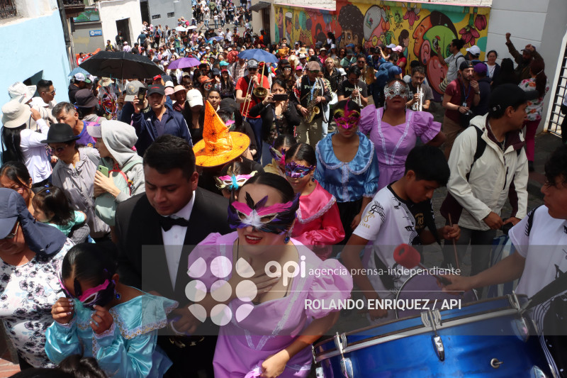 DESFILE FIESTAS DE INOCENTES